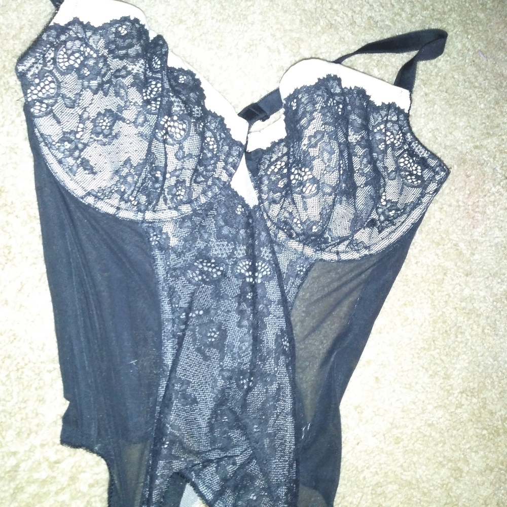 Victoria Secret lingerie NWOT